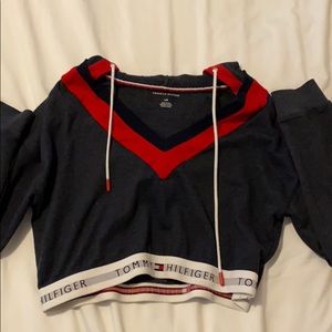 tommy holdover hoodie